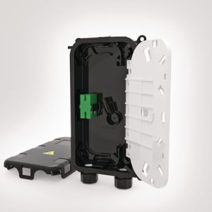 2 Port CCPXT with tray, 2 x SC APC simplex adaptors, 2 x SC APC 900?m pigtails and breather membrane