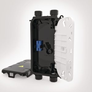 4 Port CCPXT with tray, 1 x SC PC simplex adaptor, 1 x SC PC 900?m pigtail and breather membrane