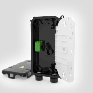 2 Port CCPXT with tray, 2 x LC APC duplex adaptors, 1 x 1:4 BE input to LC APC output PLC splitter and breather membrane