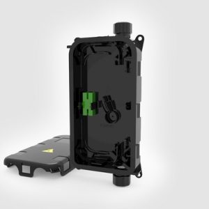 2 Inline Port CCPXL with 1 x SC/APC simplex adaptor and 1 x SC/APC 900?m pigtail