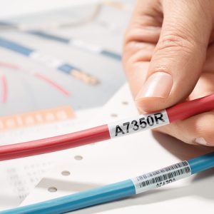 Cable label, self laminating, weather resistant/chemical resistance, white, thermal transfer print, 19.05x50.8mm, H2=57.1mm, 2500pcs.