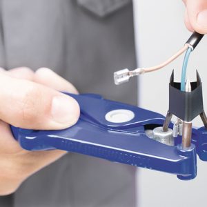 Three-pronged plier Dmin=1.2mm, Dmax=10mm, 17.0mm, 32mm, blue, 1pc.